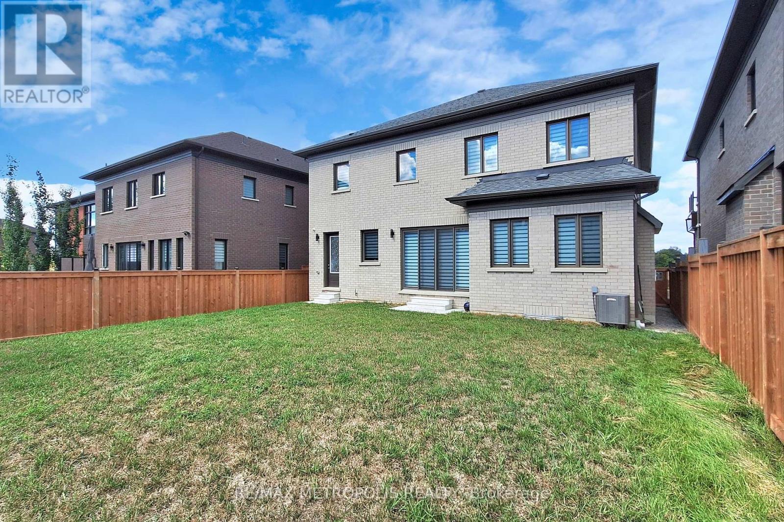 Photo 49 of 163 Ballantyne Boulevard, Vaughan ON