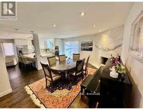 Photo 9 of 23 Holm Crescent, Markham ON