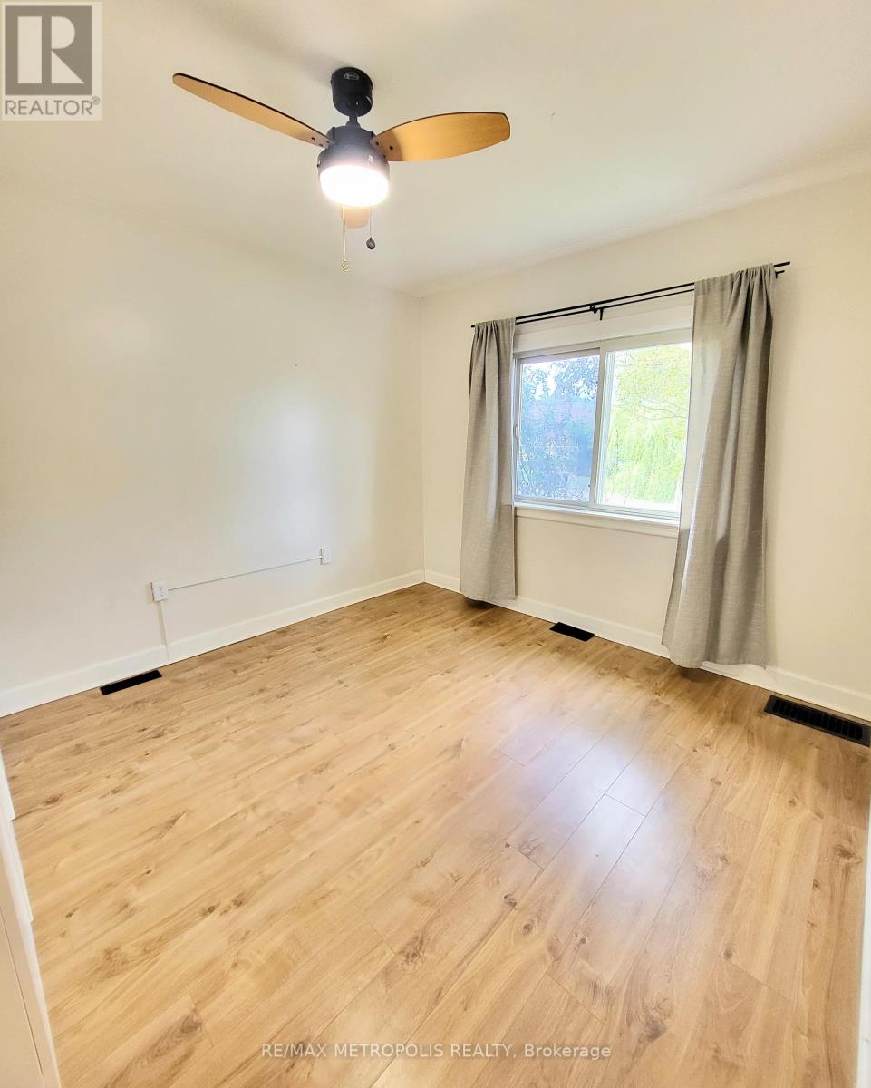 Photo 12 of 51 Michael Avenue, St Catharines ON