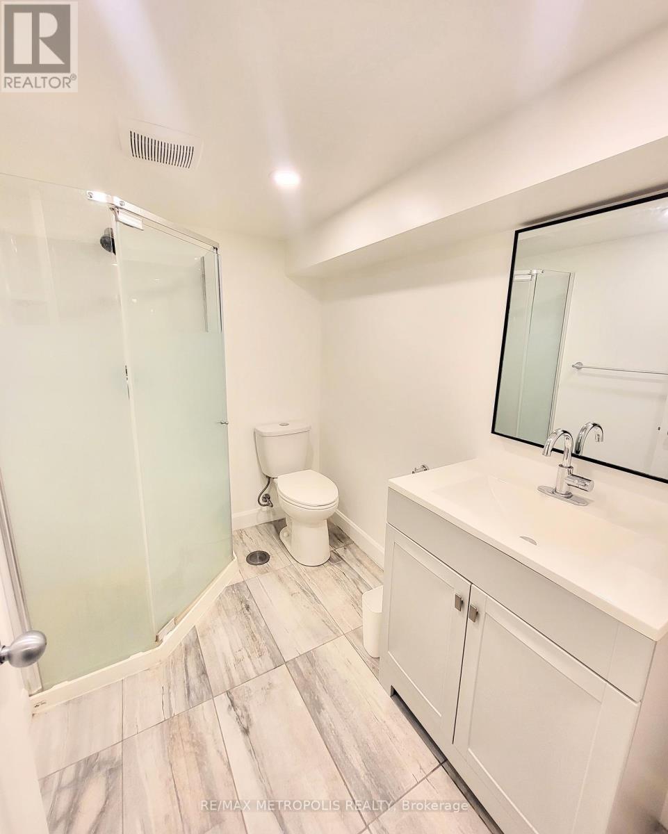 Photo 24 of 51 Michael Avenue, St Catharines ON