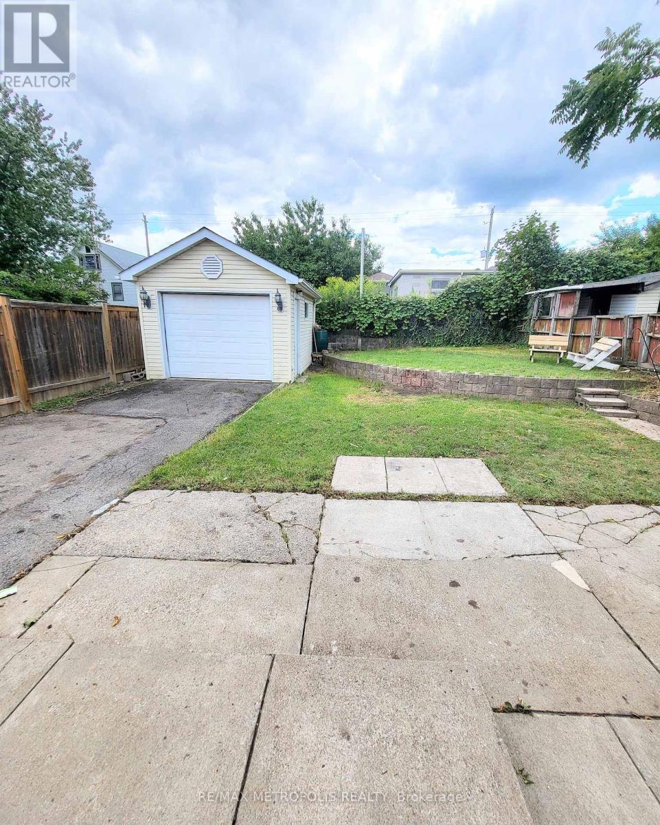 Photo 28 of 51 Michael Avenue, St Catharines ON