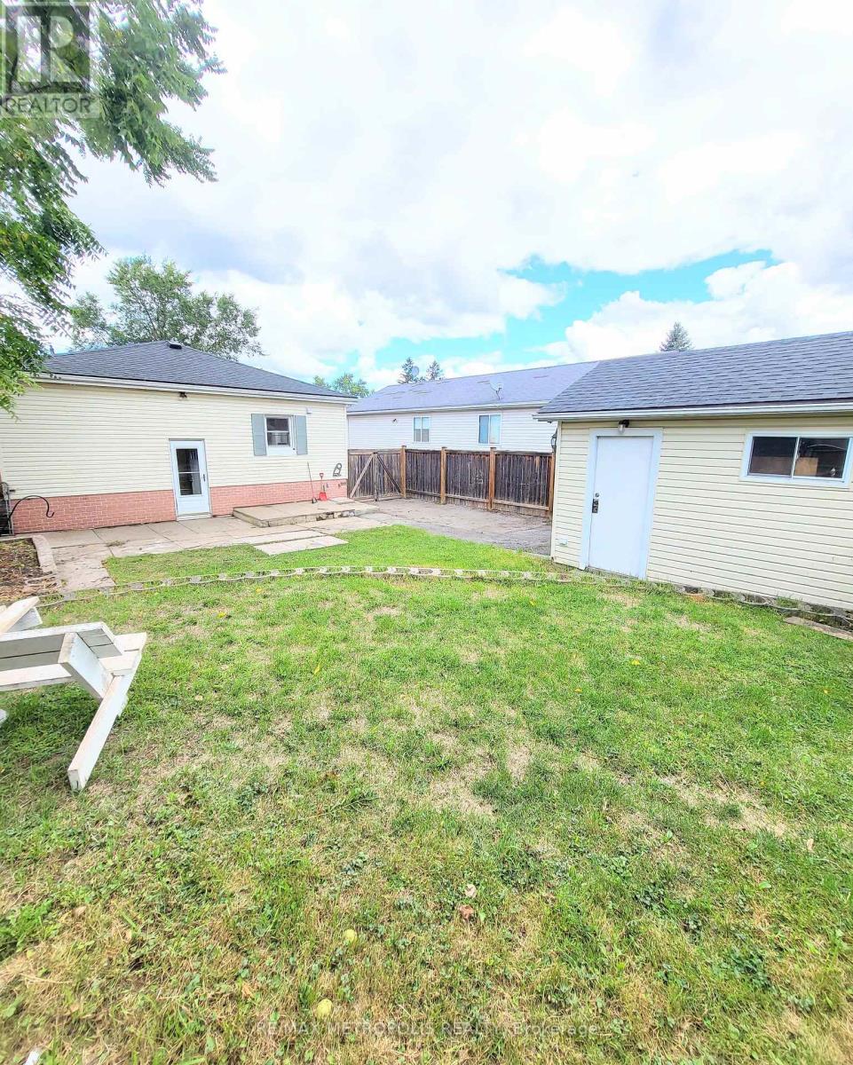 Photo 30 of 51 Michael Avenue, St Catharines ON