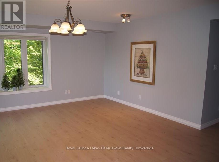 Photo 13 of 301 24 Dairy Lane, Huntsville ON