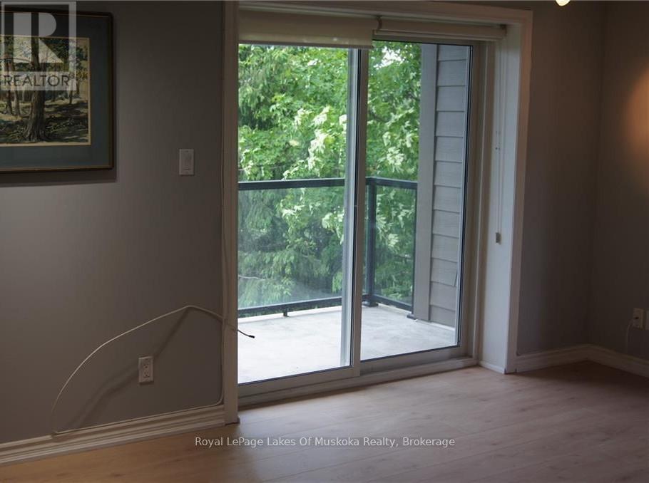 Photo 15 of 301 24 Dairy Lane, Huntsville ON