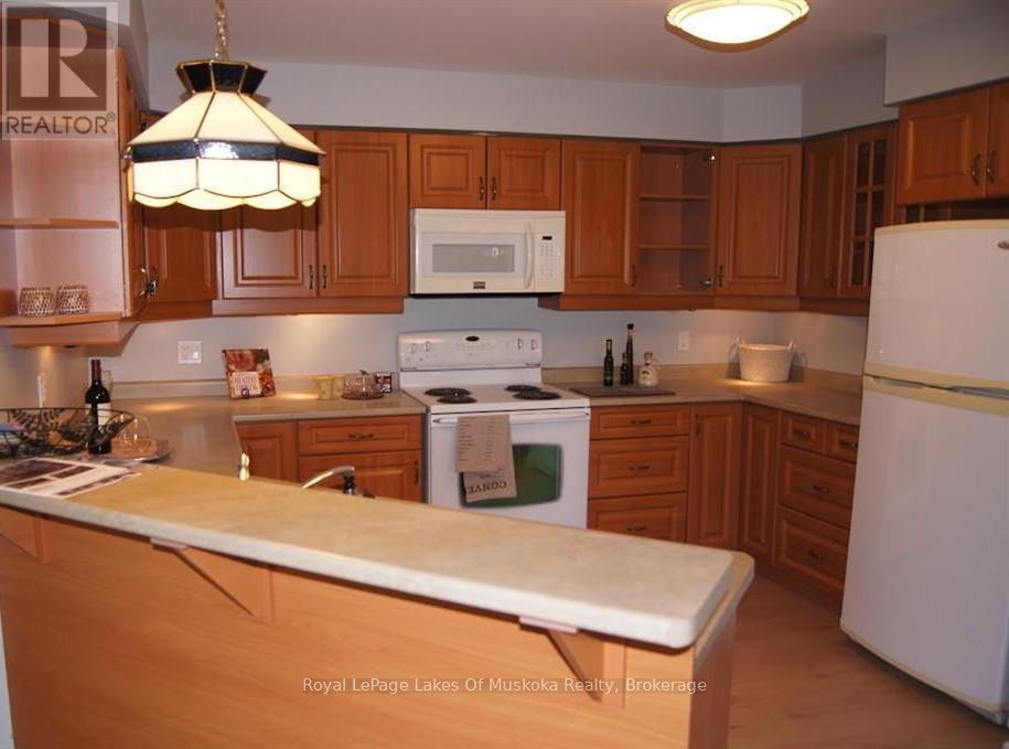 Photo 19 of 301 24 Dairy Lane, Huntsville ON