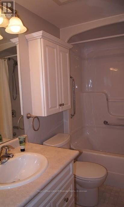 Photo 28 of 301 24 Dairy Lane, Huntsville ON