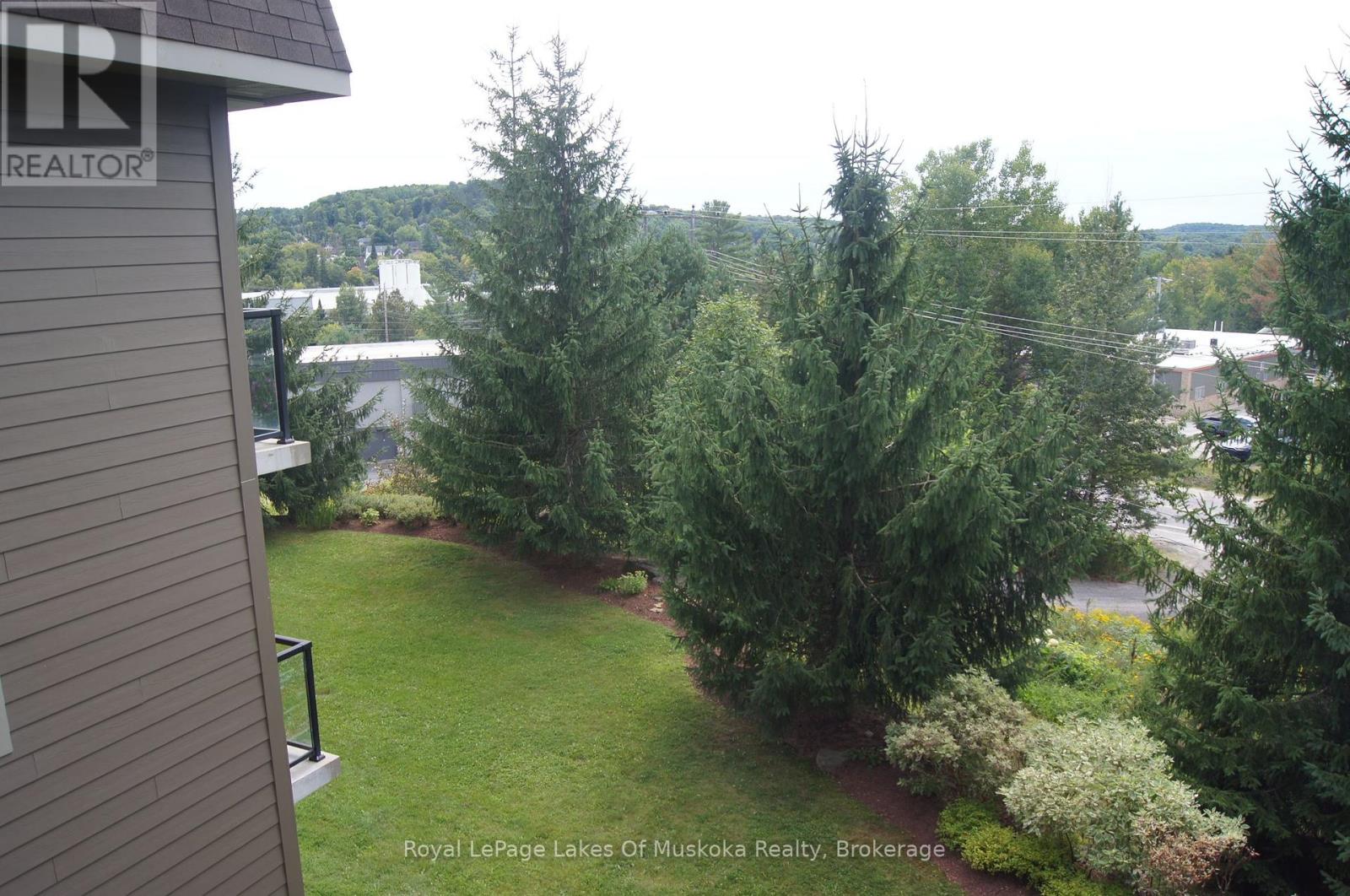 Photo 5 of 301 24 Dairy Lane, Huntsville ON