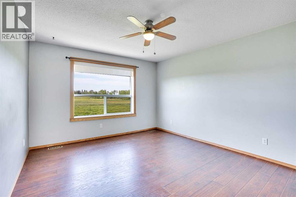 Photo 11 of 32142 Range Road 50, Rural Mountain View County AB