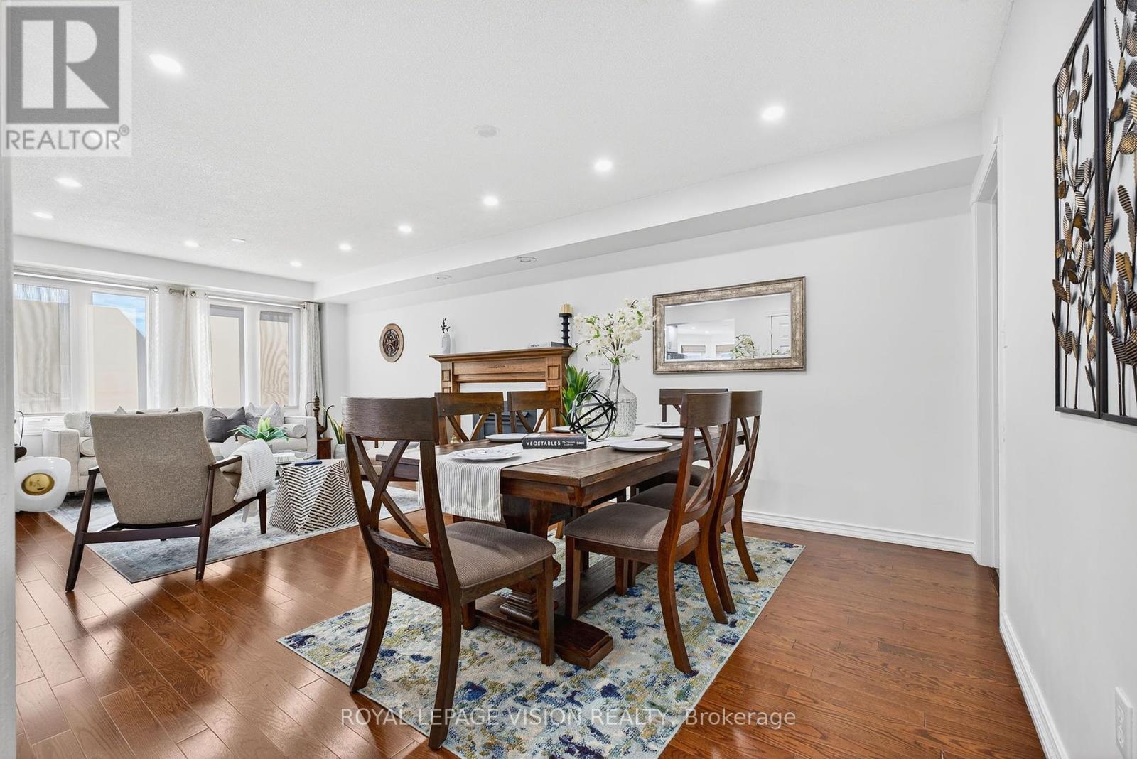 Photo 14 of 811 Beatrice Street E, Oshawa ON