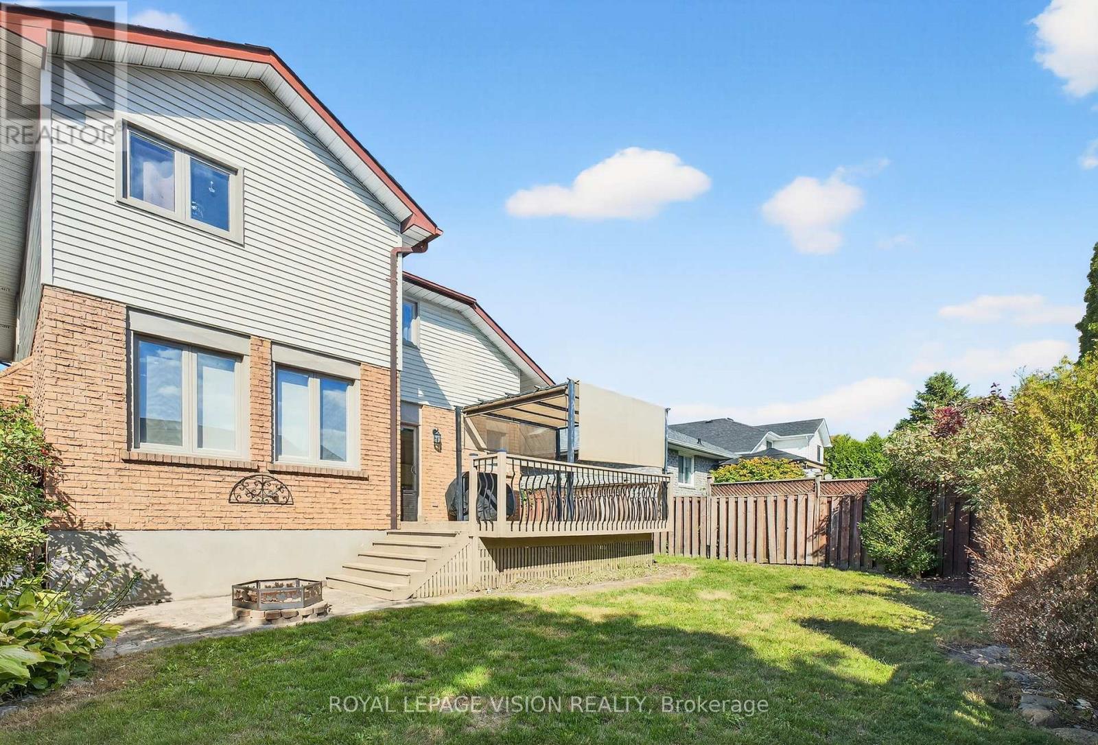 Photo 46 of 811 Beatrice Street E, Oshawa ON