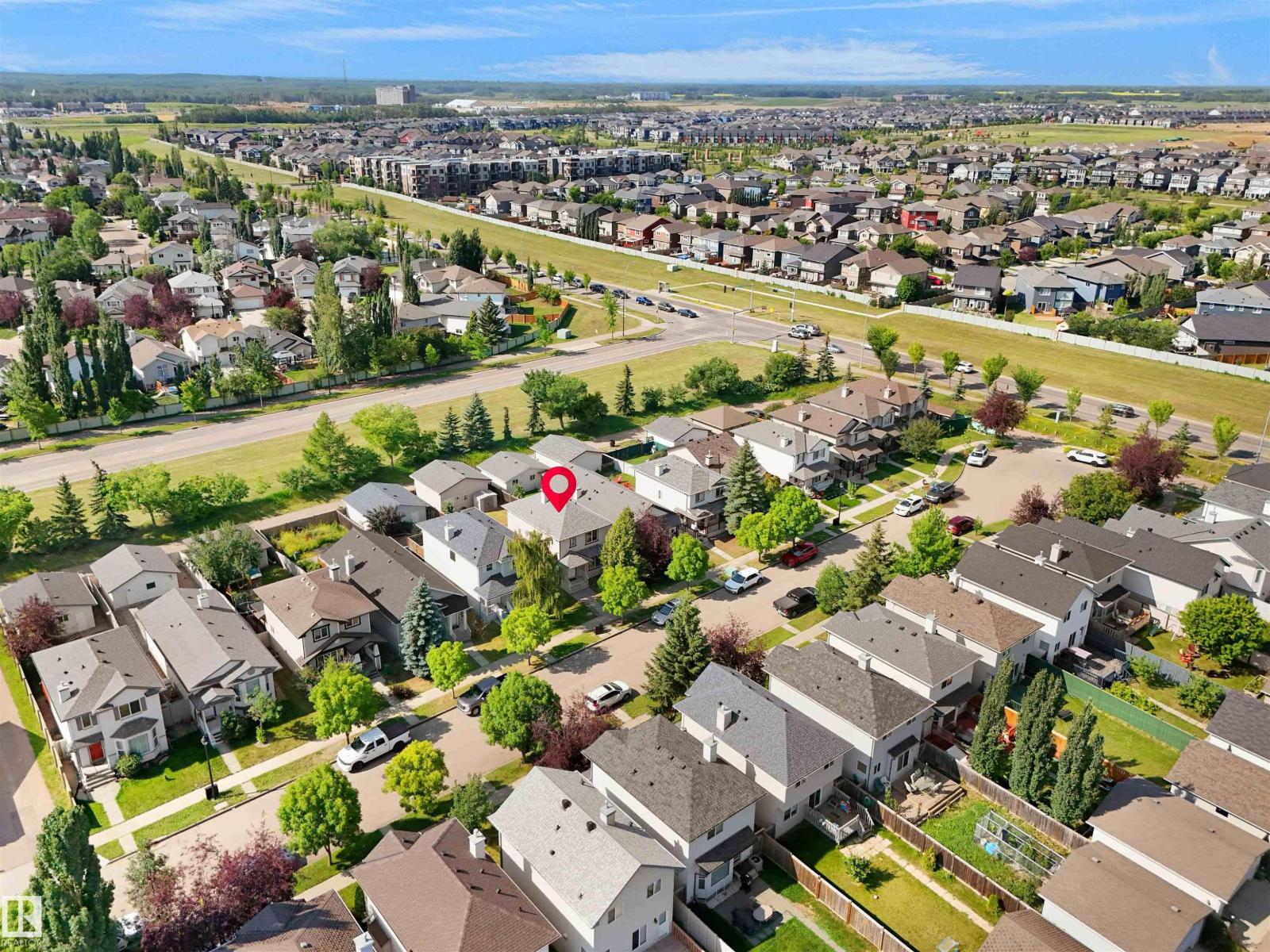 Photo 5 of 21353 87 A Av Nw, Edmonton AB