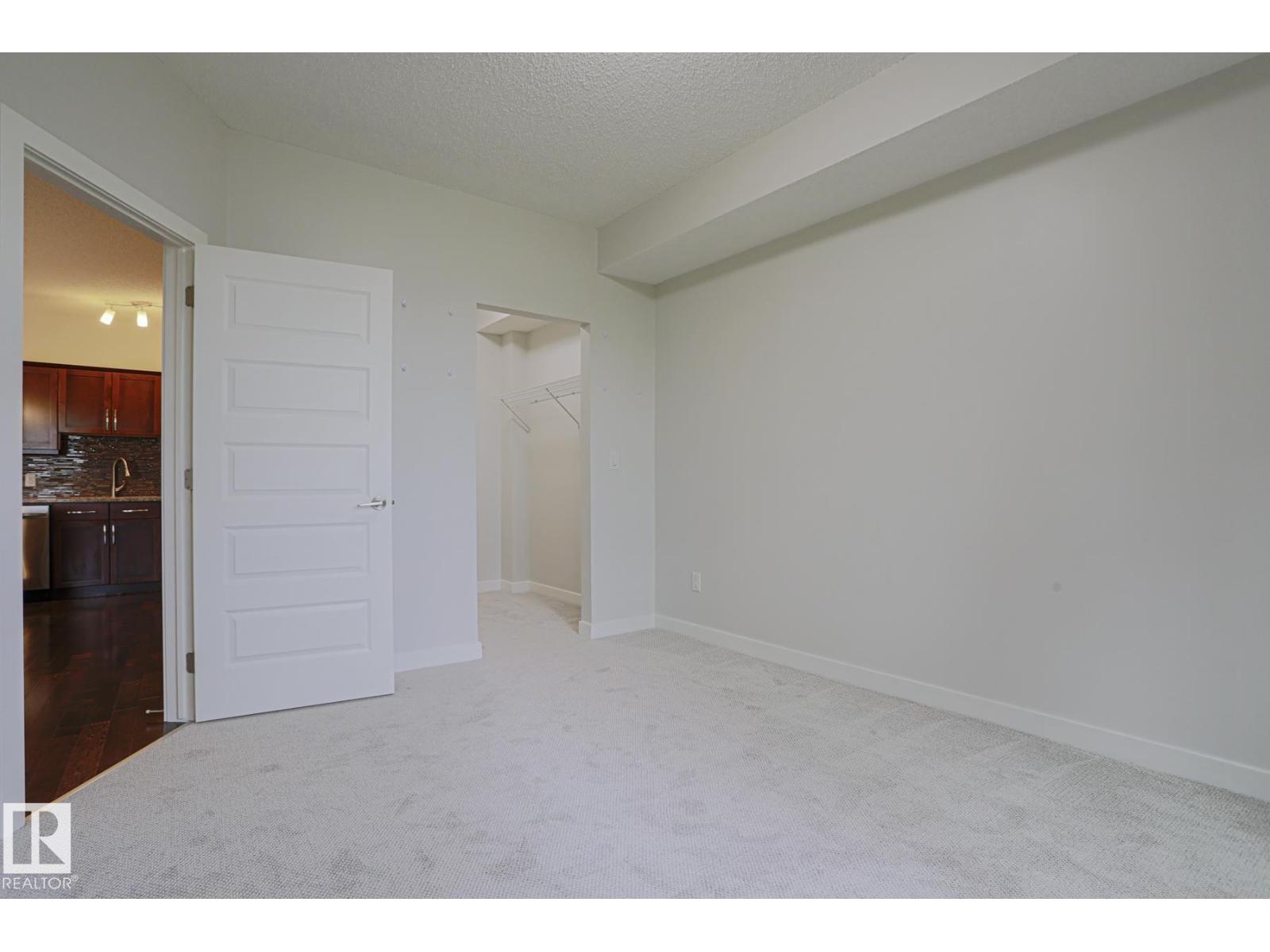 Photo 17 of 205 10530 56 Av Nw, Edmonton AB