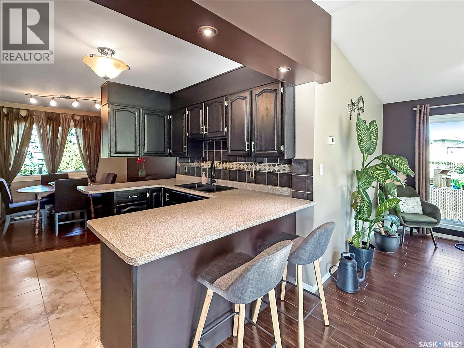 Photo 9 of 3078 6th Avenue W, Prince Albert SK
