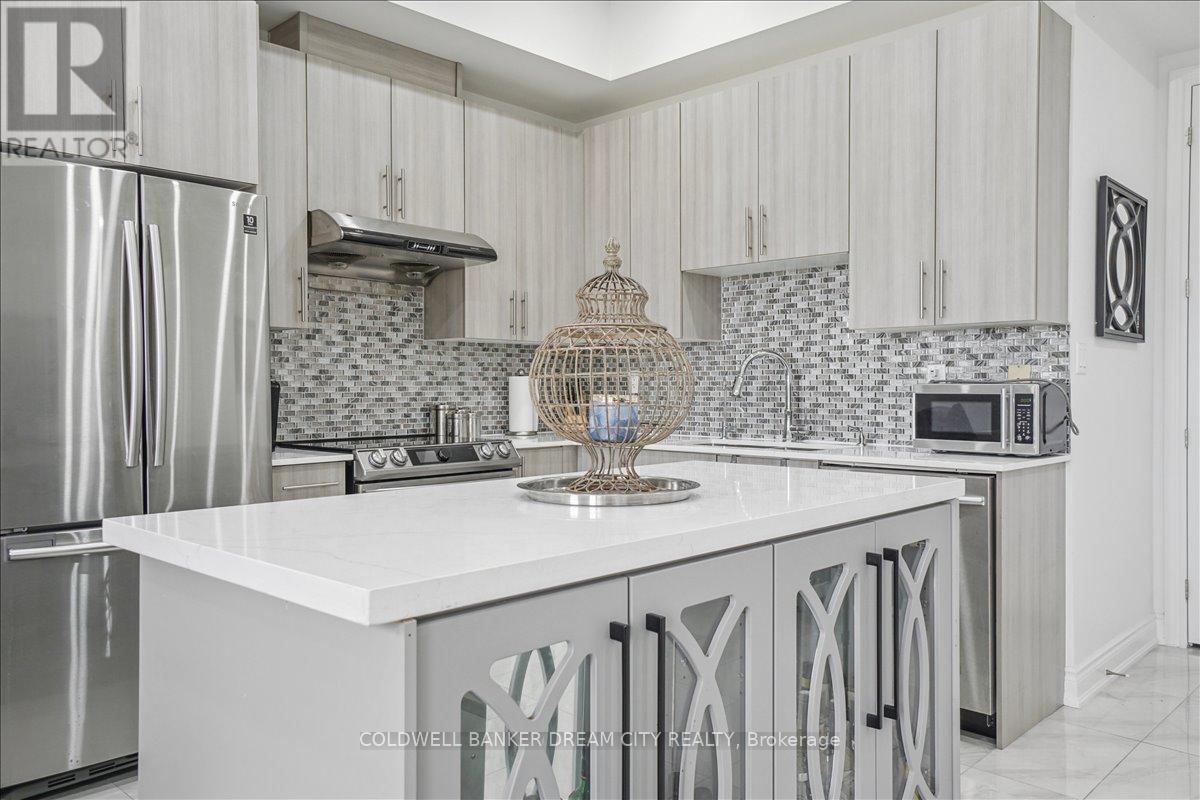 Photo 10 of 111 764 River Road E, Wasaga Beach ON