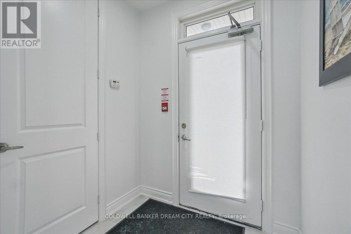 Photo 5 of 111 764 River Road E, Wasaga Beach ON