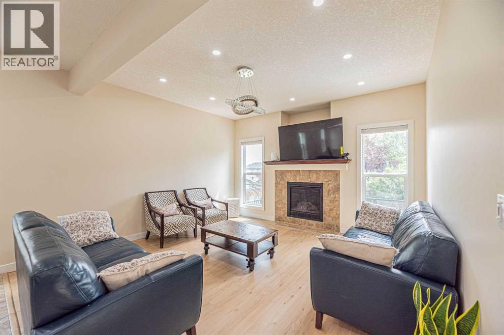 Photo 14 of 603 Panora Way Nw, Calgary AB