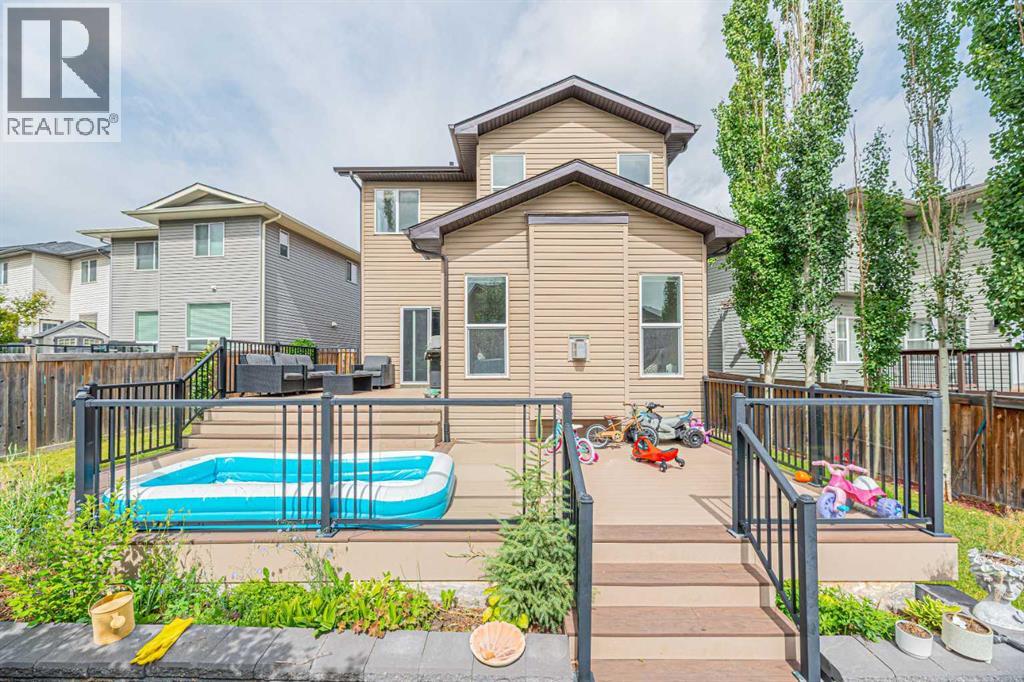 Photo 1 of 603 Panora Way Nw, Calgary AB