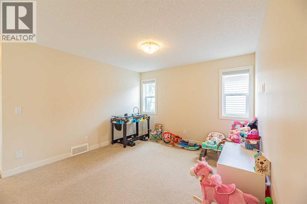 Photo 24 of 603 Panora Way Nw, Calgary AB