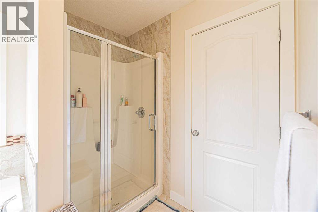 Photo 31 of 603 Panora Way Nw, Calgary AB