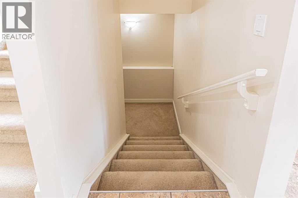 Photo 34 of 603 Panora Way Nw, Calgary AB