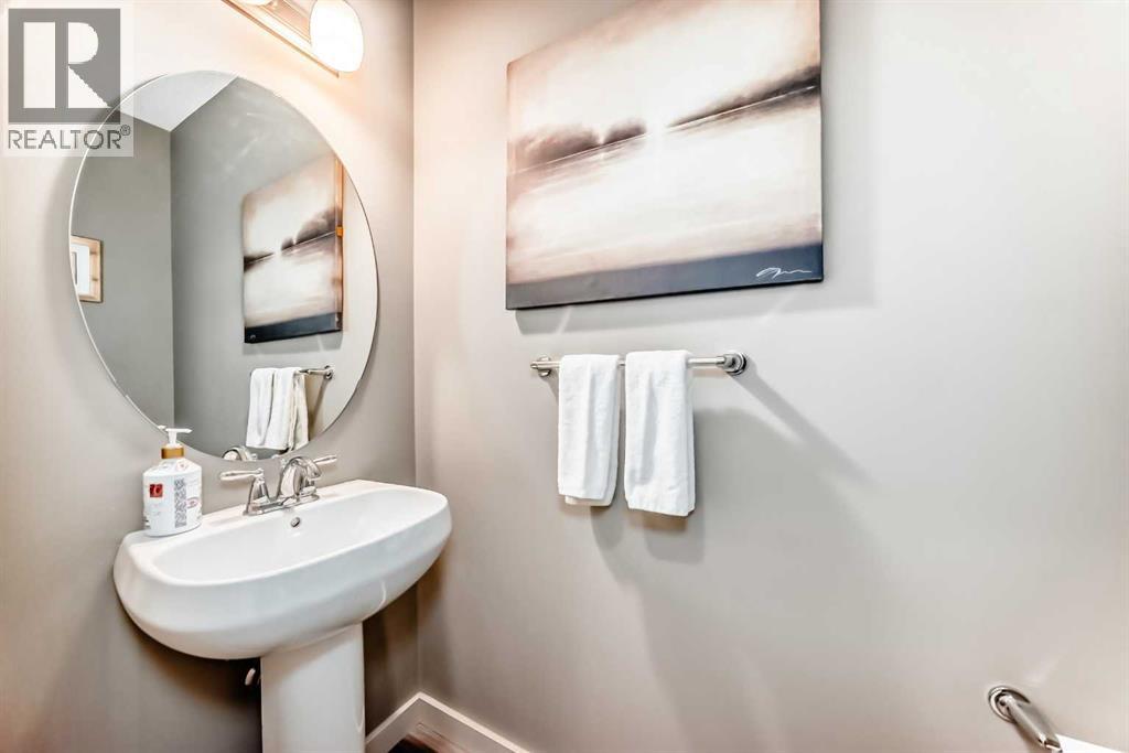 Single Family House for Sale in  Sherwood Road NW Sherwood Calgary 