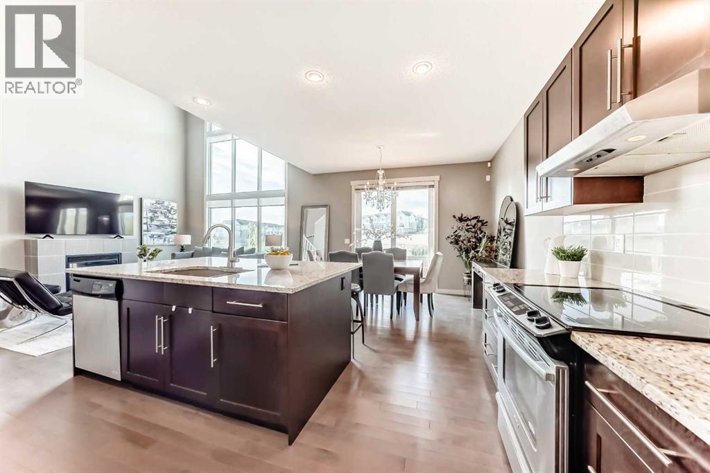 Single Family House for Sale in  Sherwood Road NW Sherwood Calgary 