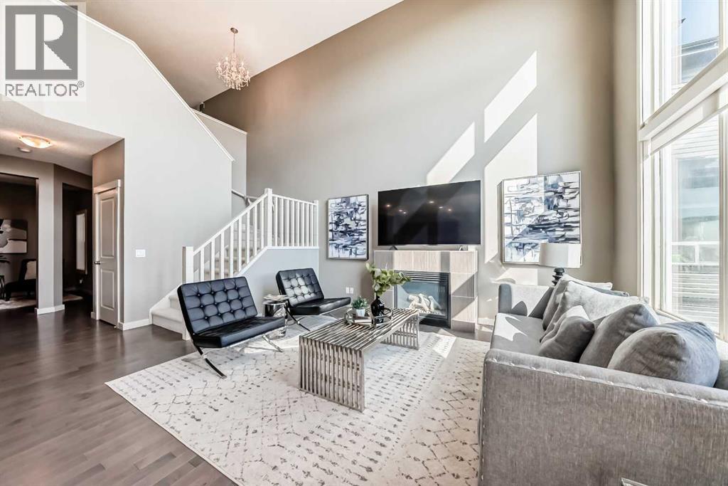 Single Family House for Sale in  Sherwood Road NW Sherwood Calgary 