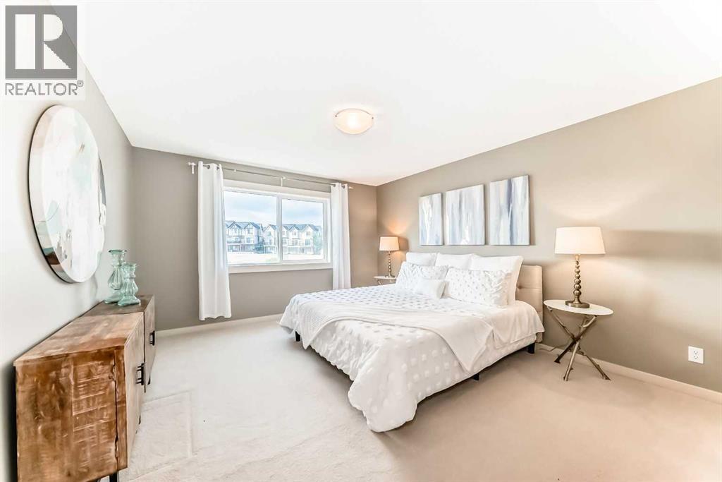 Single Family House for Sale in  Sherwood Road NW Sherwood Calgary 