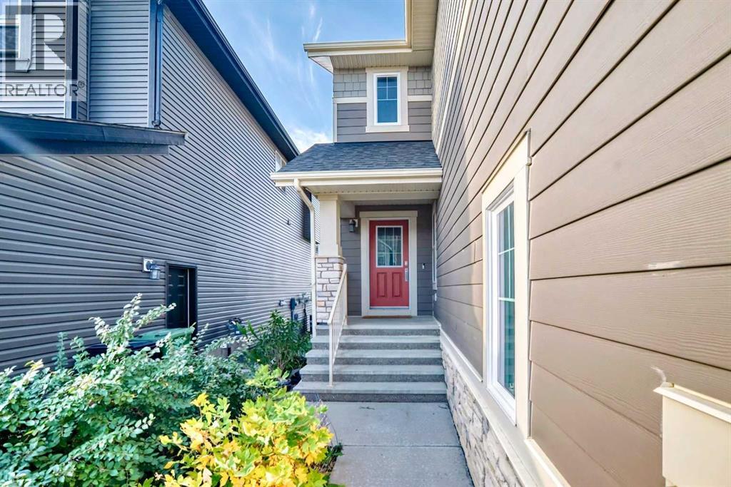 Single Family House for Sale in  Sherwood Road NW Sherwood Calgary 