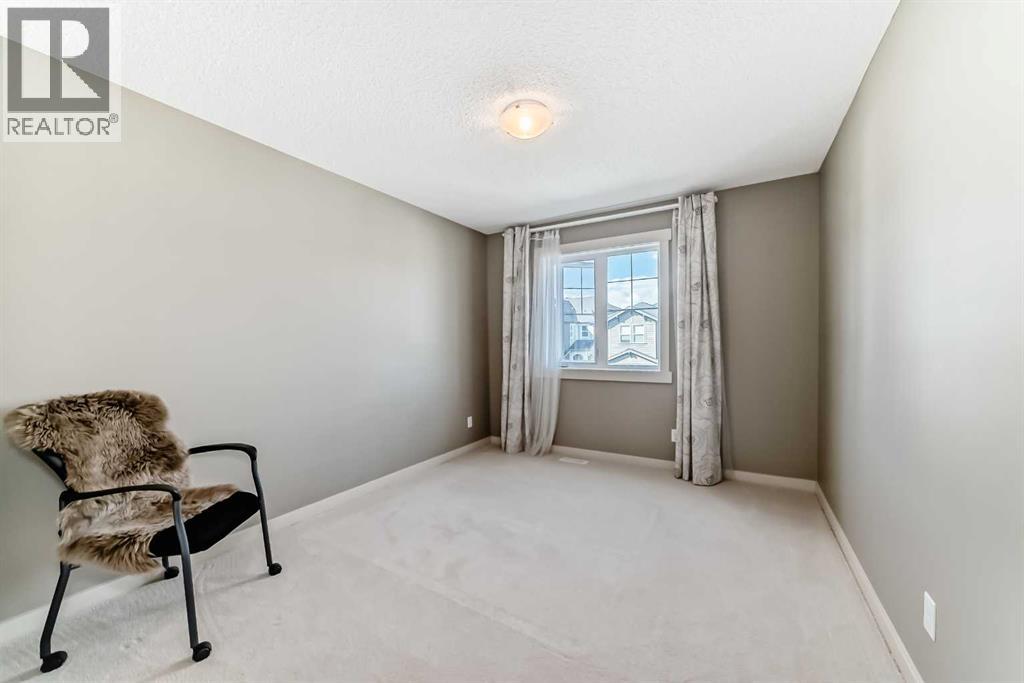 Single Family House for Sale in  Sherwood Road NW Sherwood Calgary 