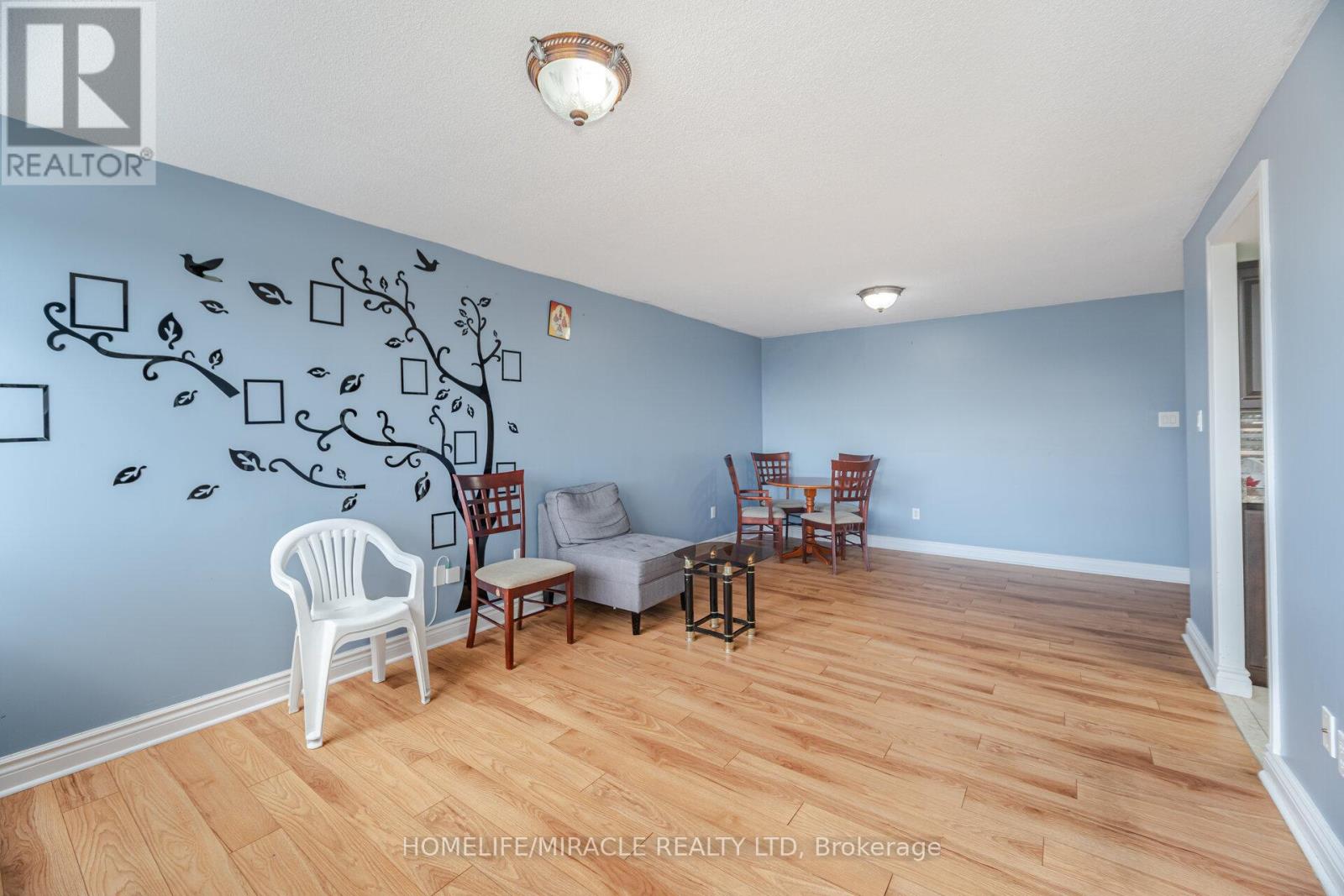 Photo 9 of 509 21 Markbrook Lane, Toronto ON