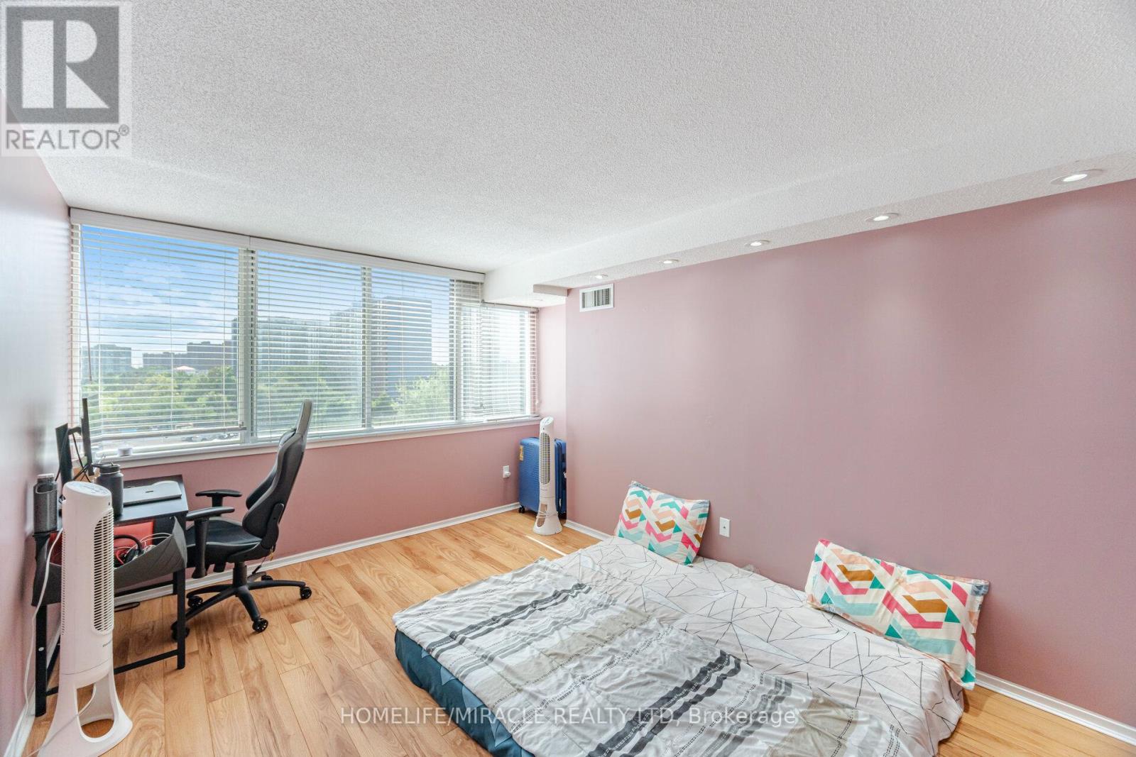 Photo 22 of 509 21 Markbrook Lane, Toronto ON