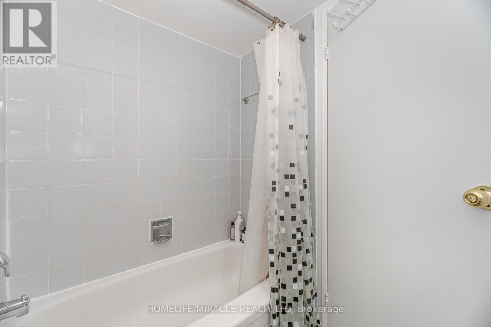 Photo 29 of 509 21 Markbrook Lane, Toronto ON