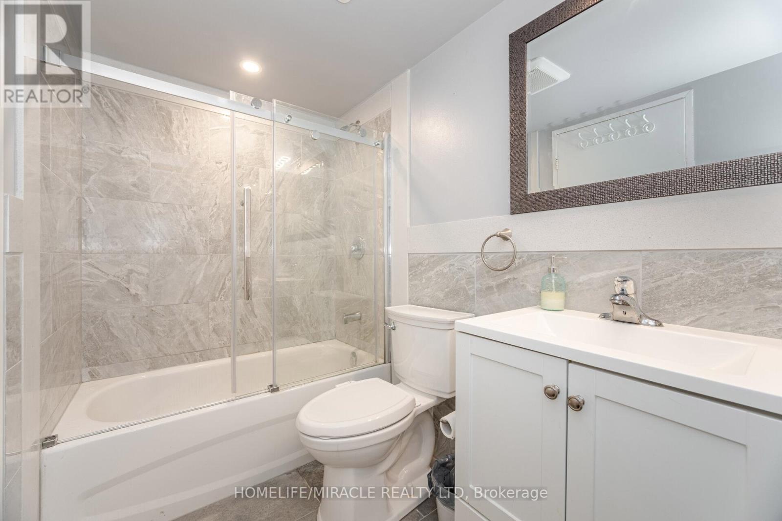 Photo 24 of 509 21 Markbrook Lane, Toronto ON