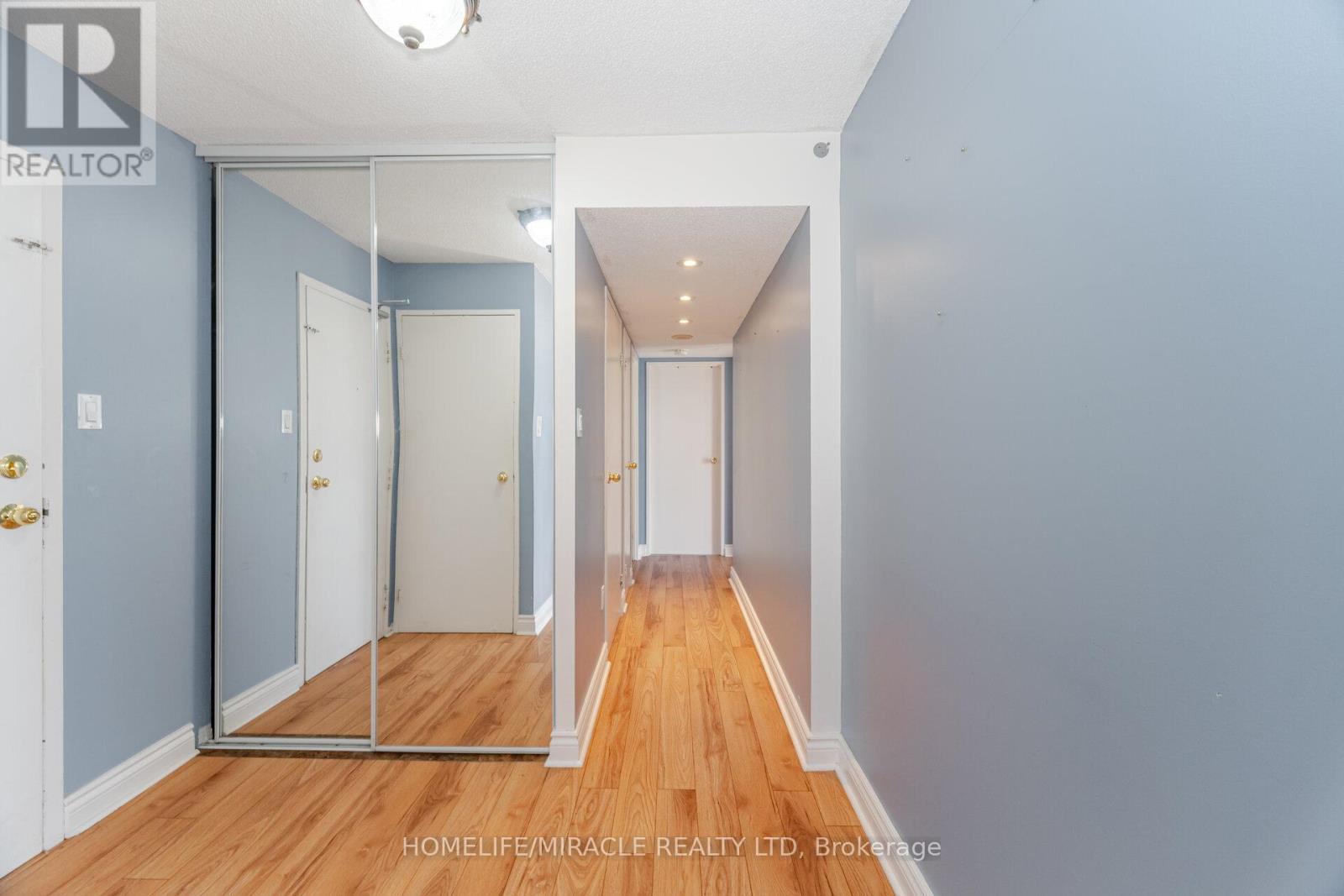 Photo 20 of 509 21 Markbrook Lane, Toronto ON