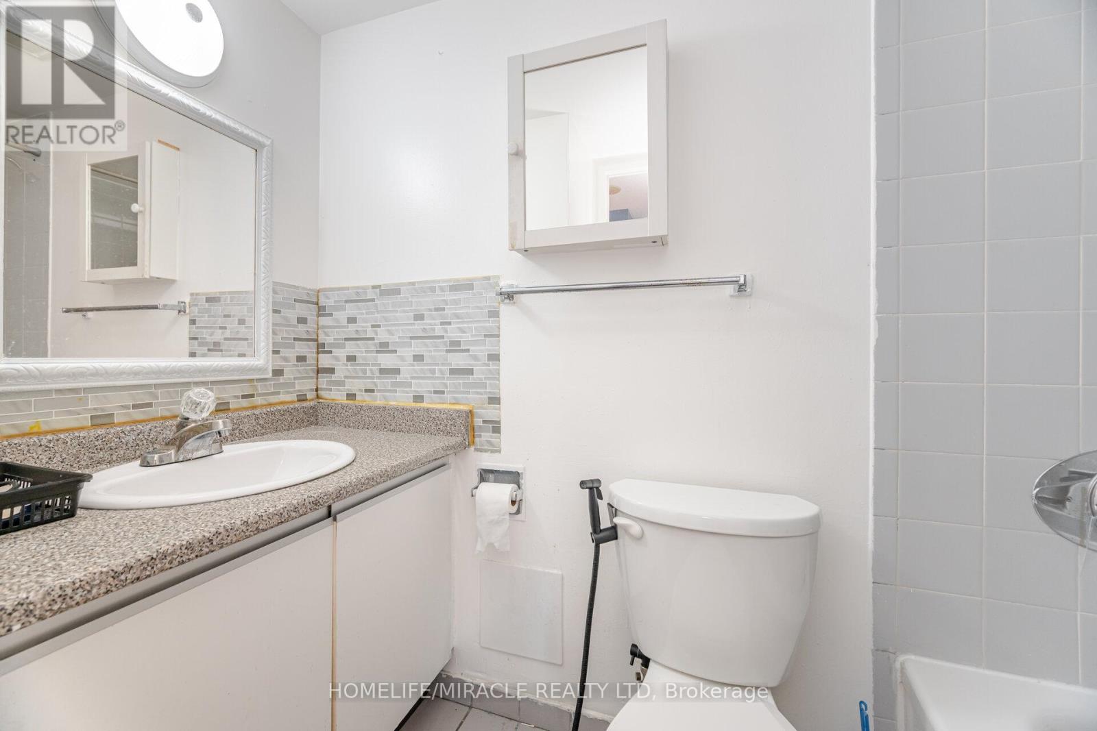 Photo 28 of 509 21 Markbrook Lane, Toronto ON