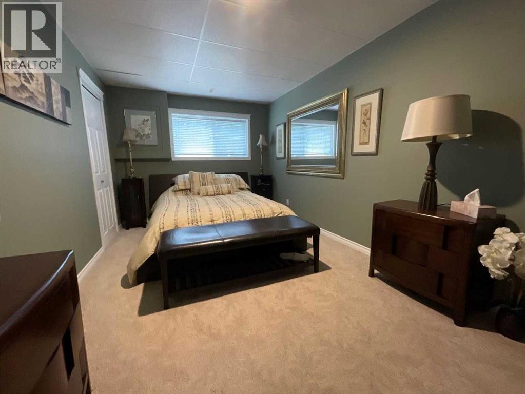 Photo 29 of 115 11 A Street, Beaverlodge AB