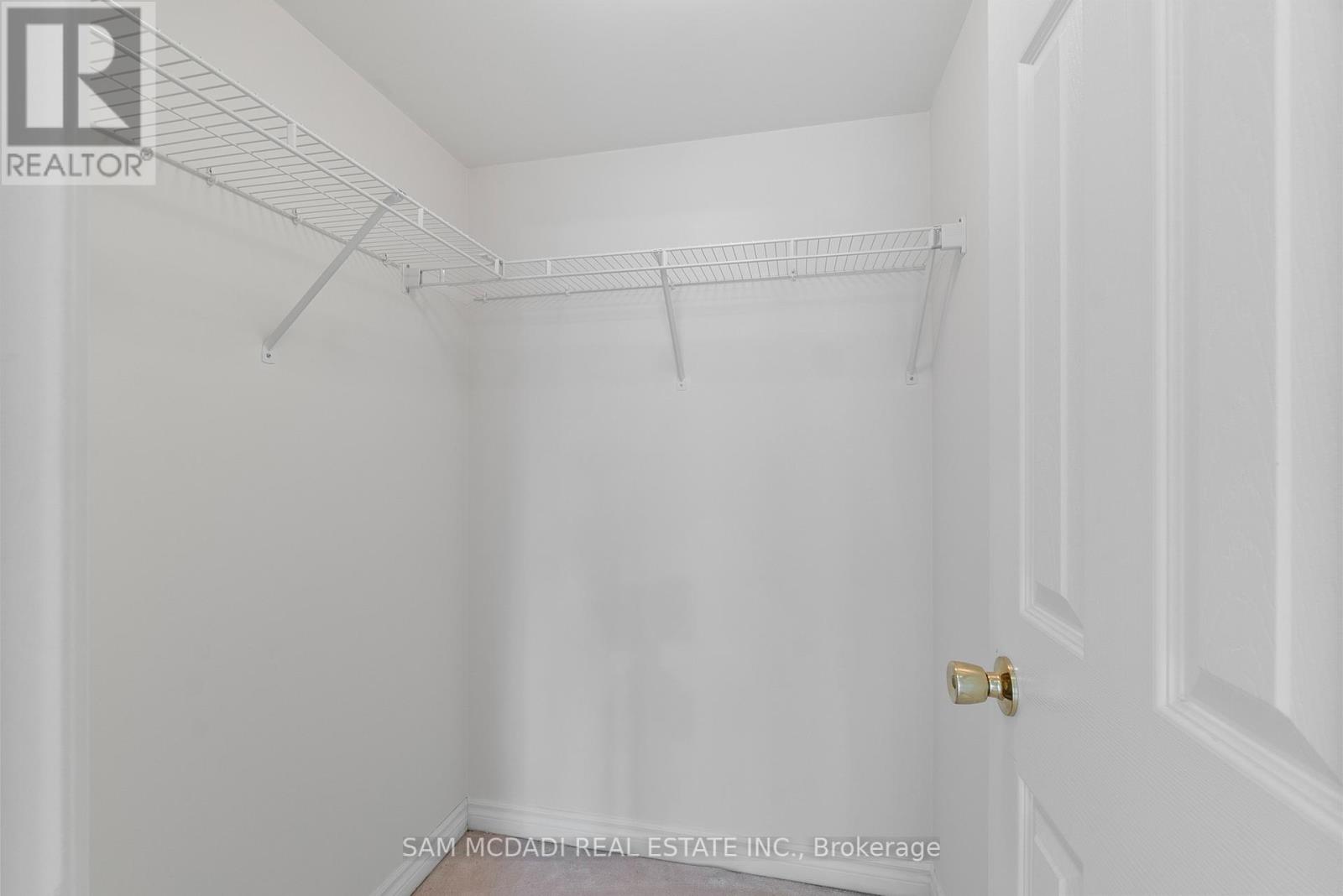 Photo 21 of 802 18 Spring Garden Avenue, Toronto ON