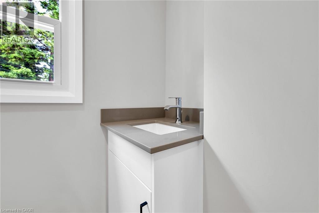 Photo 27 of 517 Hughson Street N, Hamilton ON