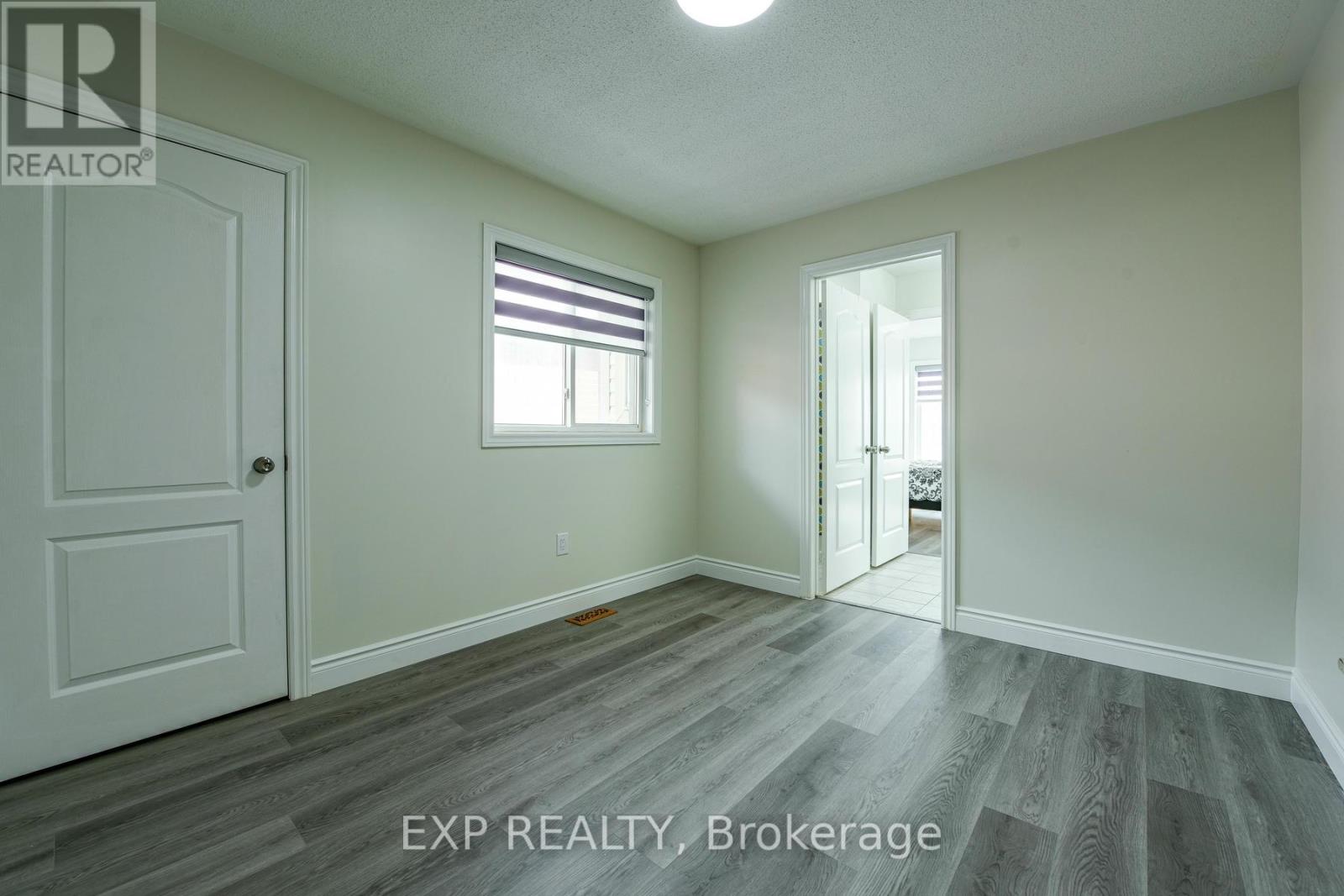 Photo 28 of 50 Northface Crescent, Brampton ON