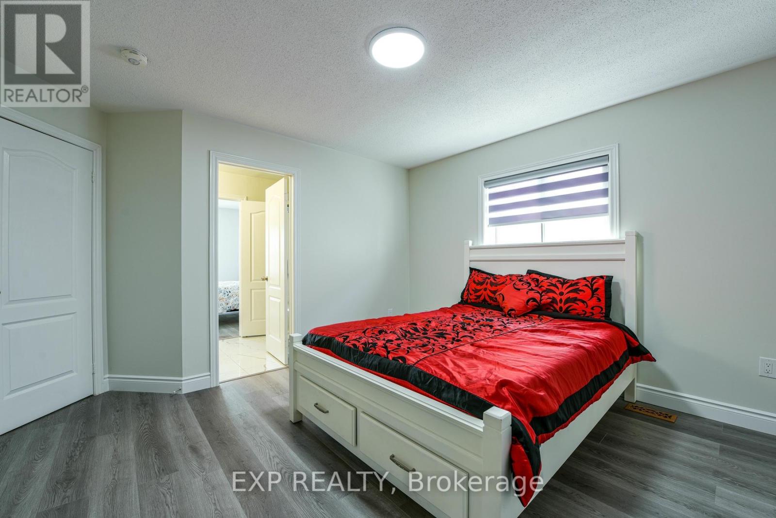 Photo 34 of 50 Northface Crescent, Brampton ON