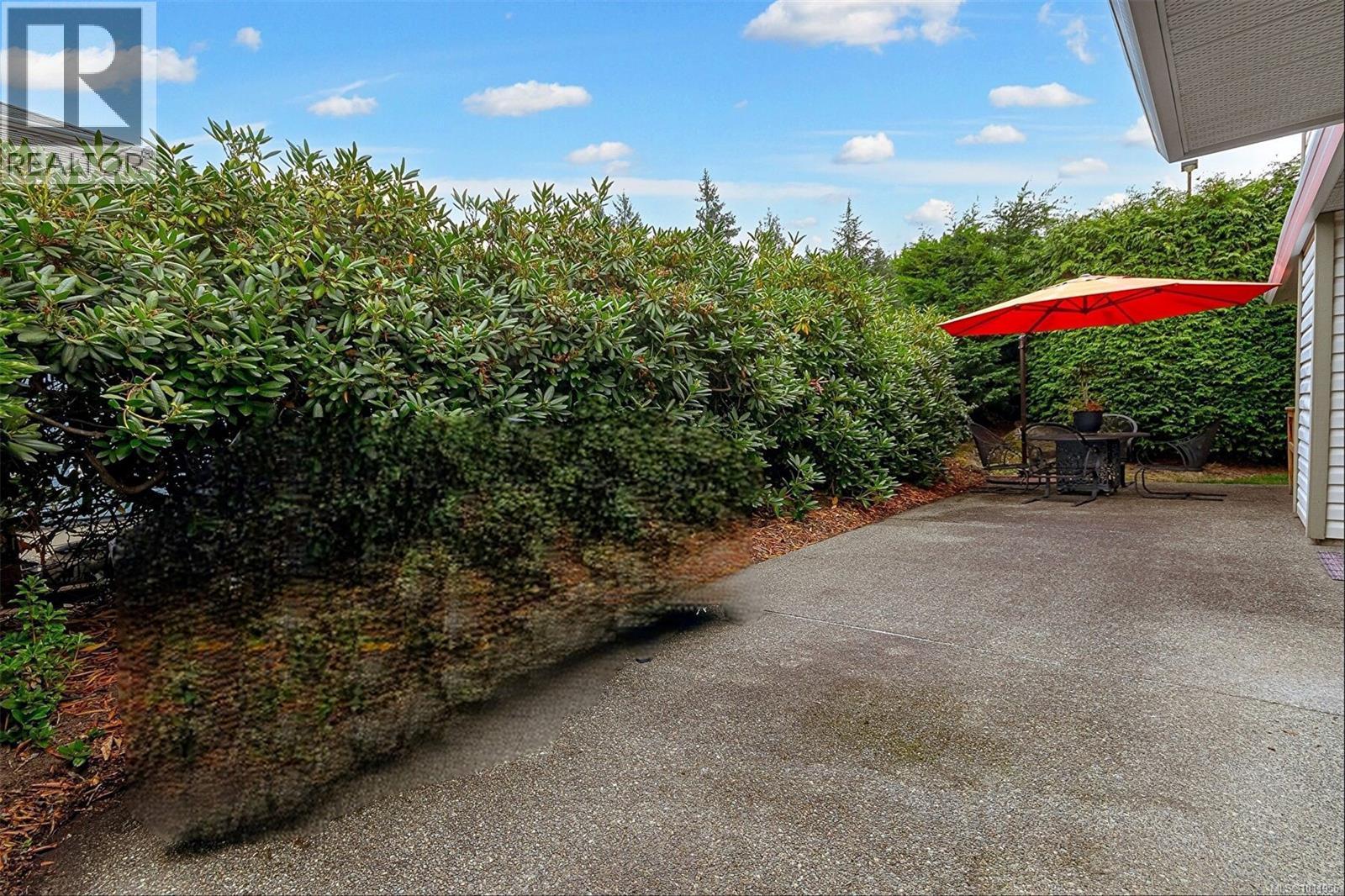 682 Pineridge Dr, Cobble Hill