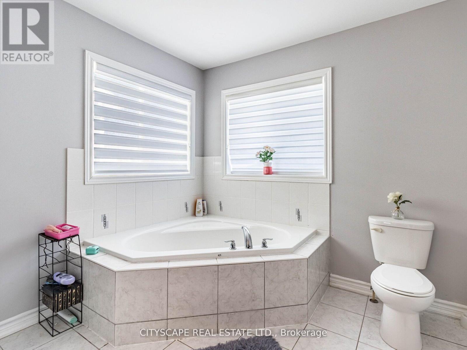 Photo 10 of 222 Irwin Street, Shelburne ON