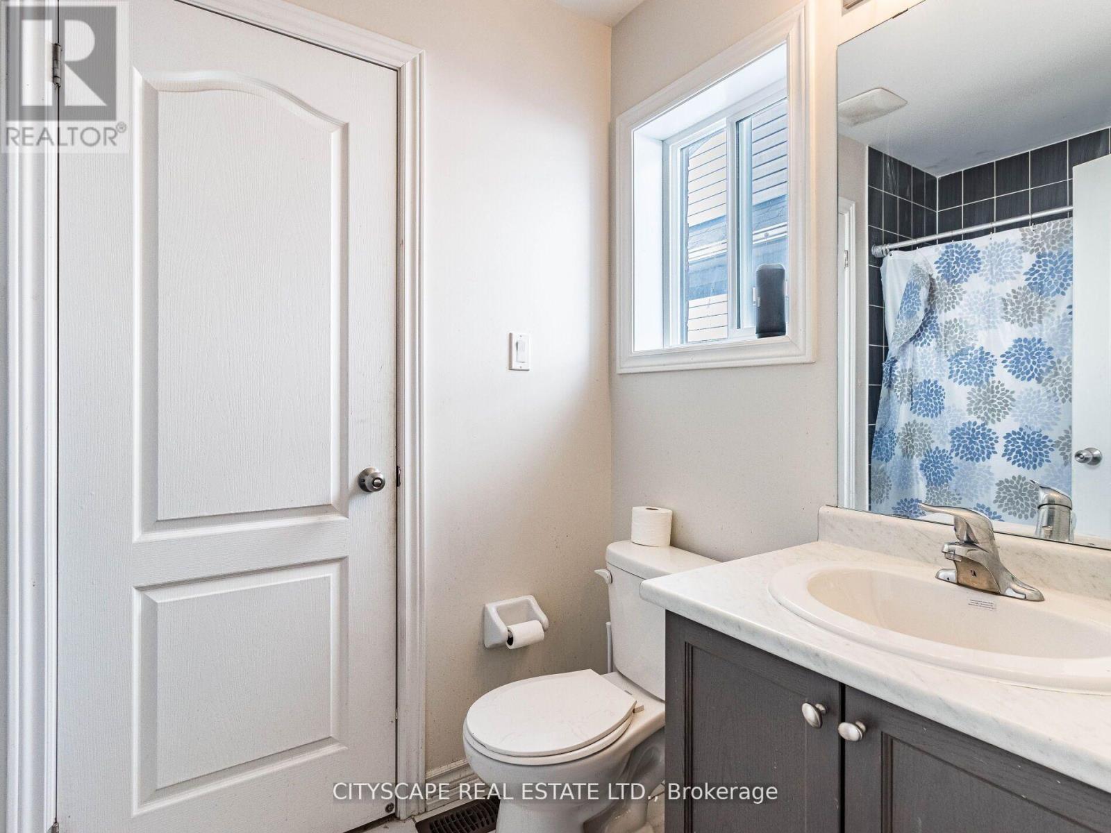 Photo 11 of 222 Irwin Street, Shelburne ON