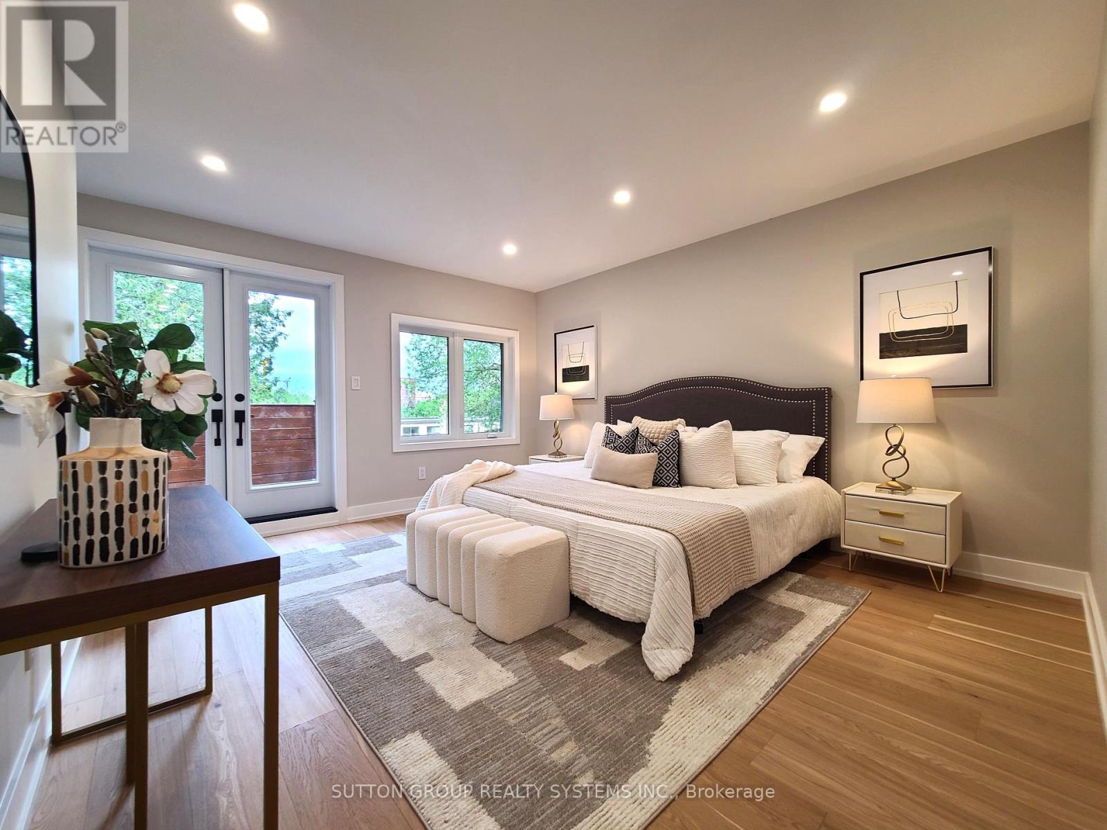 Photo 21 of 21 South Kingsway, Toronto ON