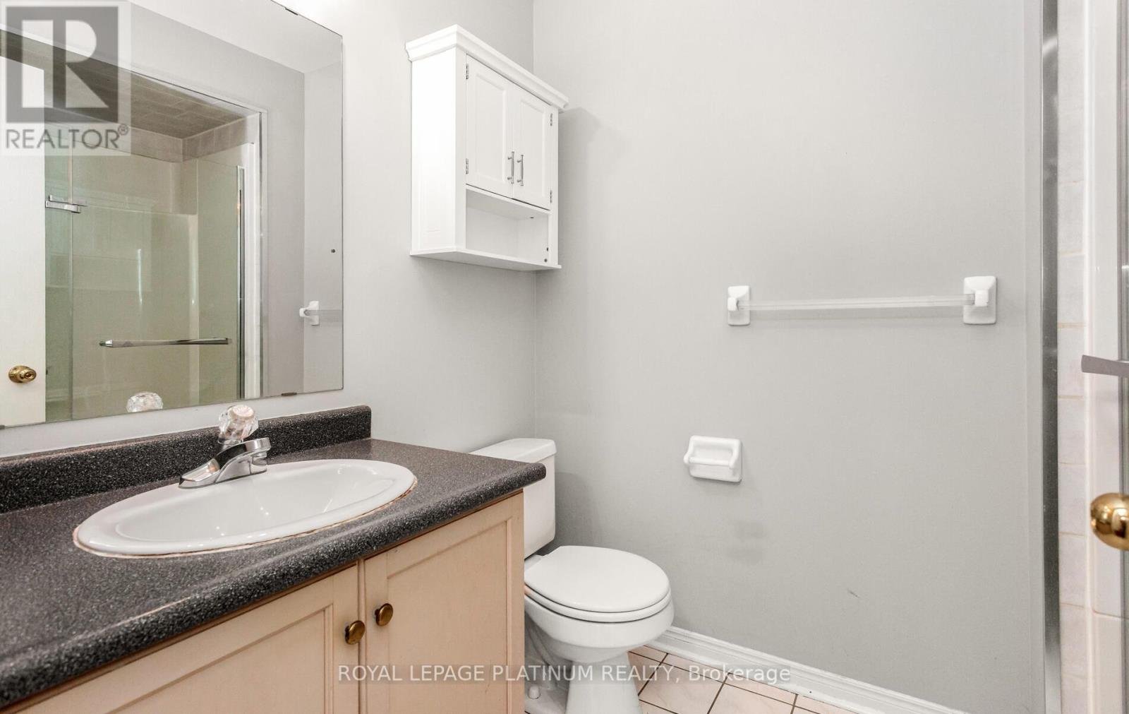 Photo 33 of 51 Ripley Crescent, Brampton ON