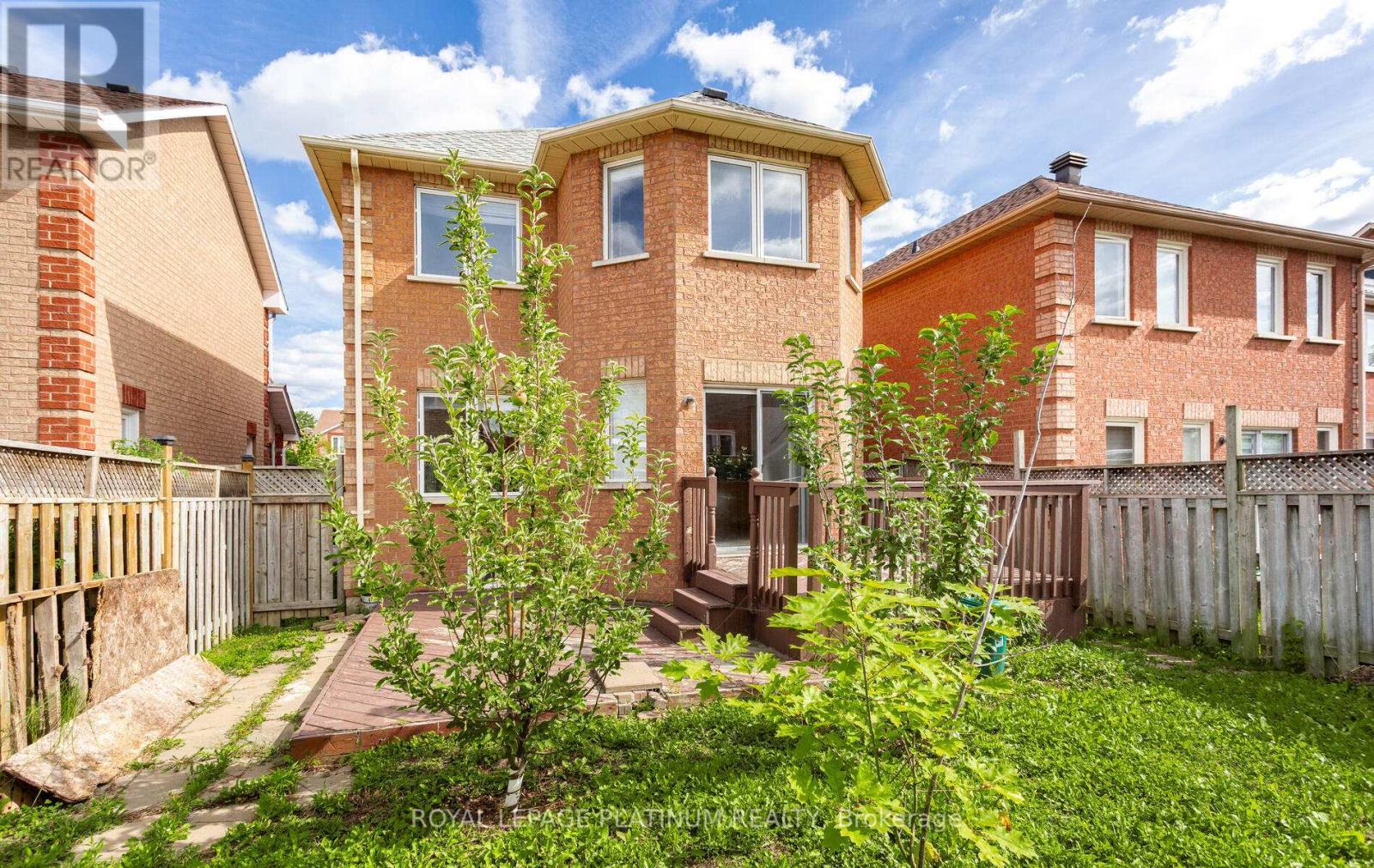 Photo 47 of 51 Ripley Crescent, Brampton ON