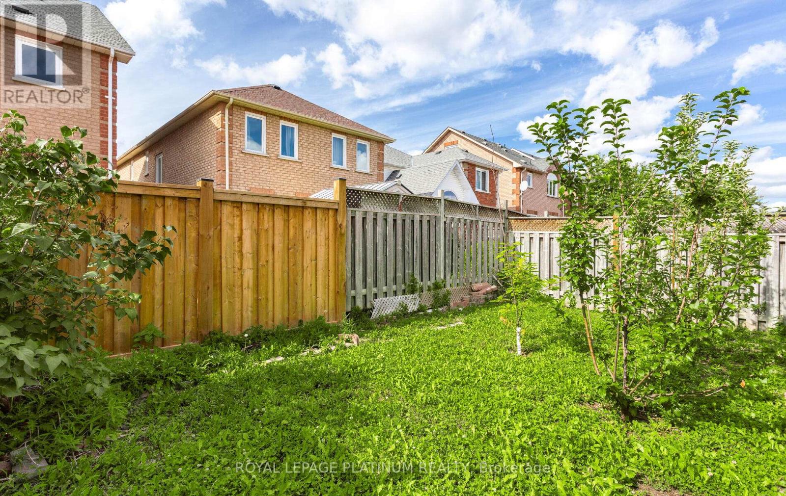 Photo 46 of 51 Ripley Crescent, Brampton ON