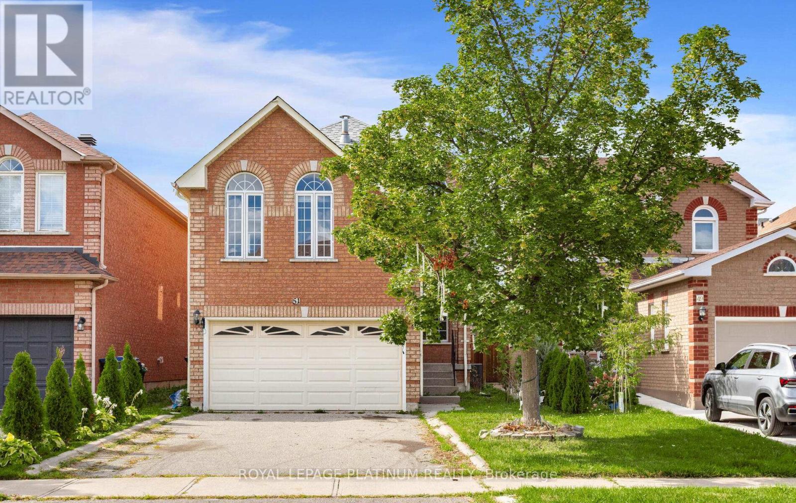 Photo 1 of 51 Ripley Crescent, Brampton ON