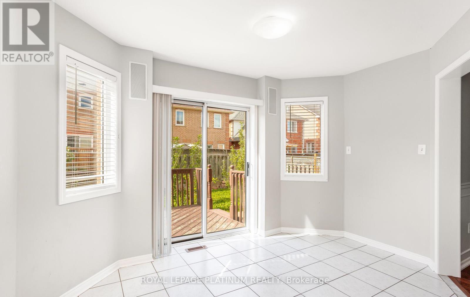 Photo 13 of 51 Ripley Crescent, Brampton ON